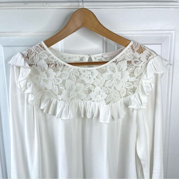 Wayf Long Sleeve Lace Detail White Ivory Blouse Size Medium - Picture 3 of 9